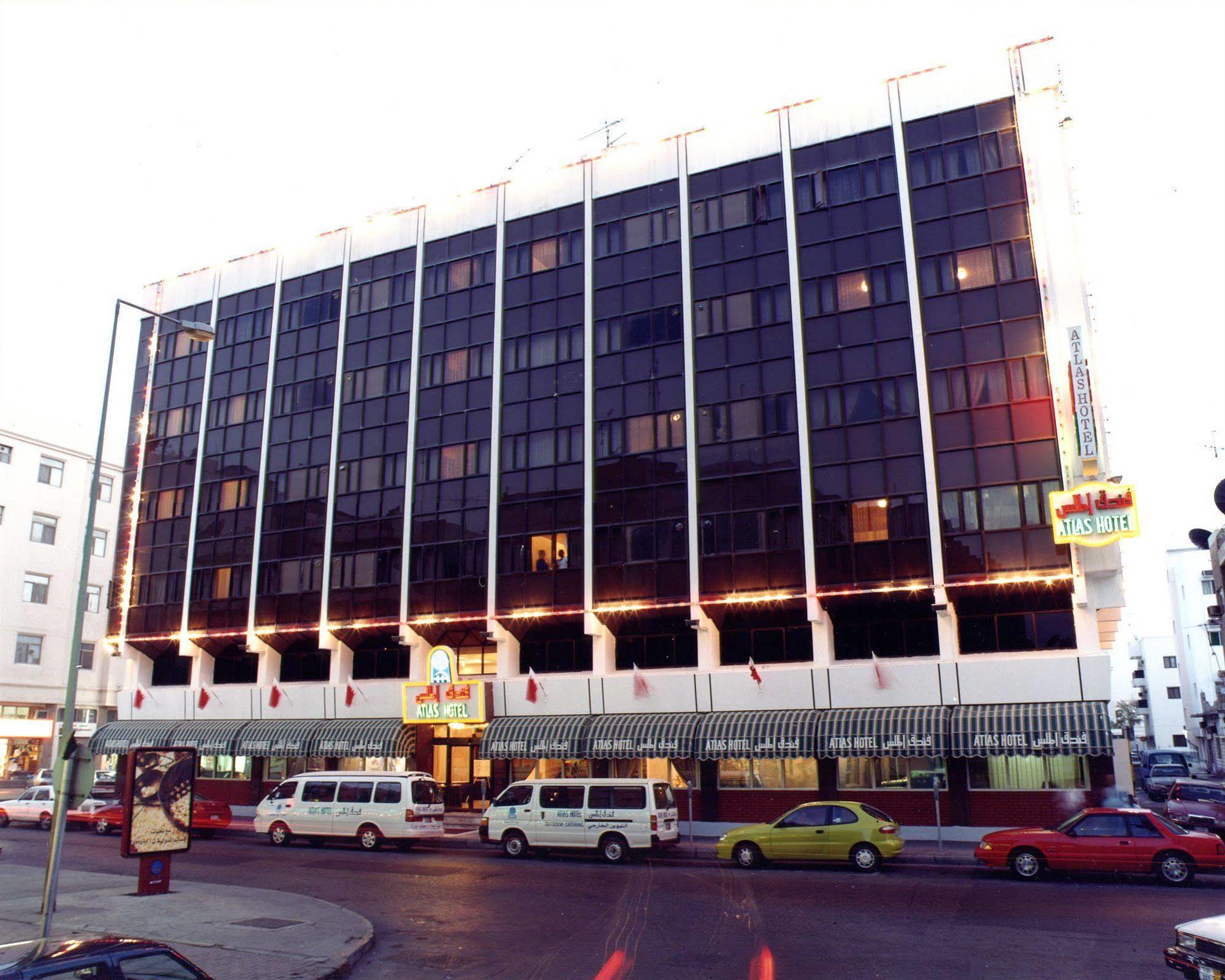 Atlas Hotel Manama Exteriör bild